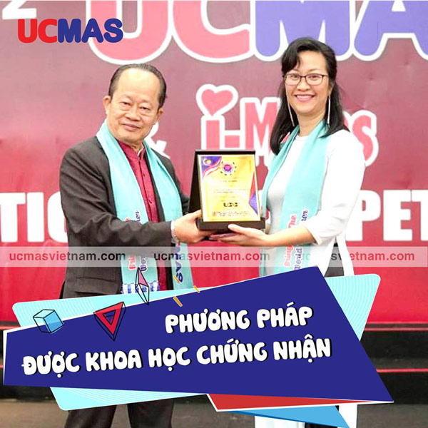 cho trẻ học toán tư duy tại ucmas