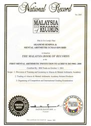 Ghi danh trong sách kỷ lục Malaysia lần 3