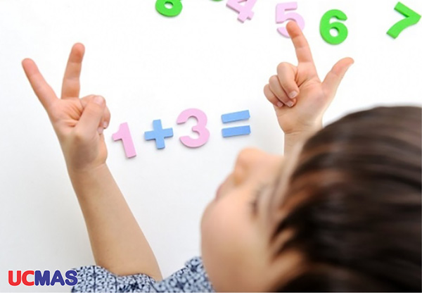 Các phép cộng trừ là một phương pháp dạy toán tư duy cho trẻ 6 tuổi