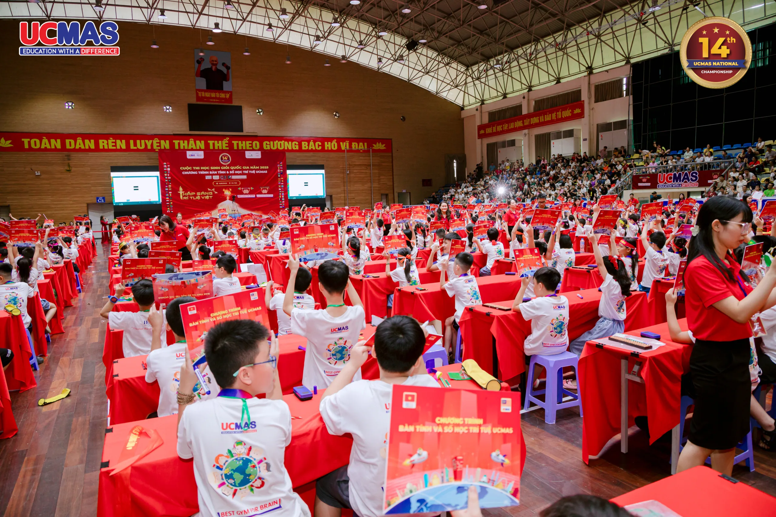 Toàn cảnh cuộc thi Học sinh giỏi Quốc gia UCMAS 2025